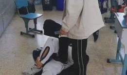 体育生栏杆救人操视频吃瓜,体育生英勇救人瞬间引网友热议